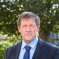 Martin Tucker